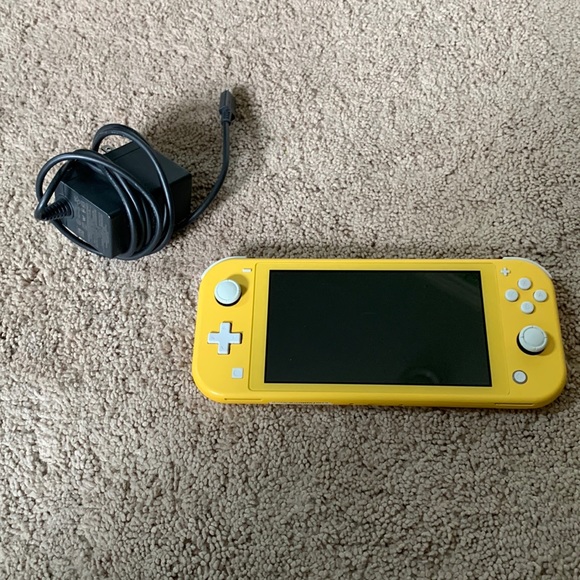 Nintendo Video Games & Consoles Nintendo Switch And Charging Cord